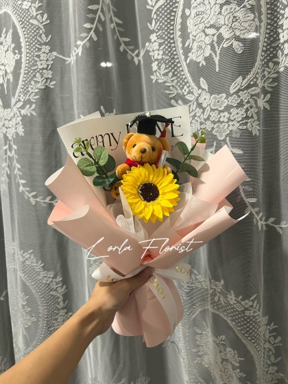 Little Graduate Bear Sunflower Bouquet｜小小毕业熊向日葵花束